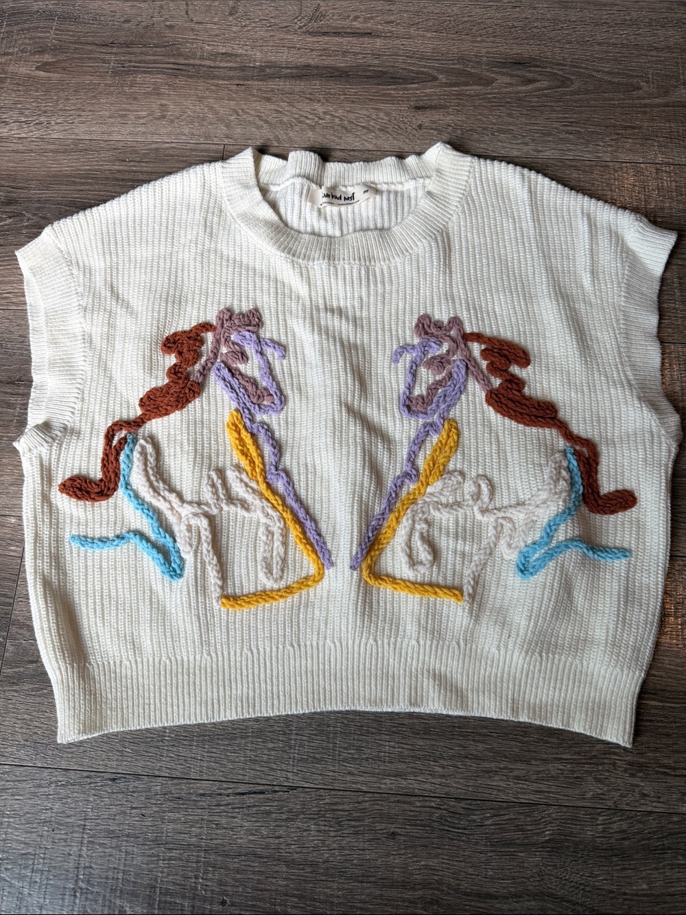 NWOT Three bird Nest knit horse Vest